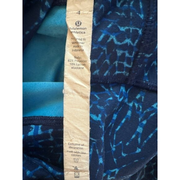 Lululemon Pure Practice Pant Samba Snake Kayak Blue/Hero Blue Leggings Size 4 - Picture 3 of 8